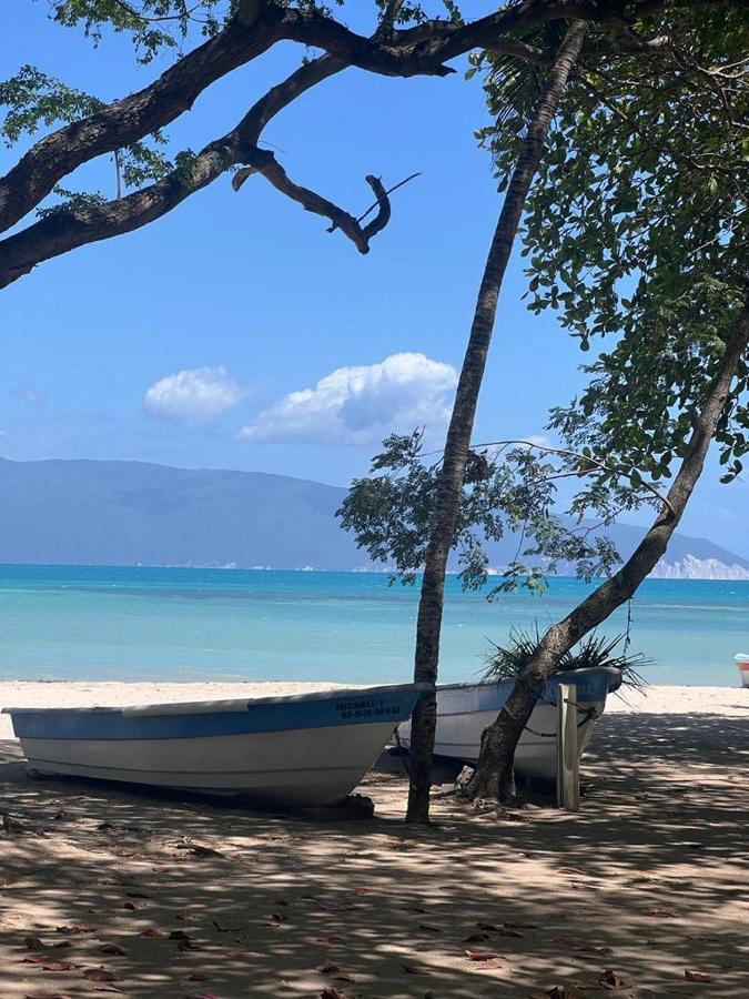 Lago Enriquillo Resort Cerro Al Medio Zewnętrze zdjęcie