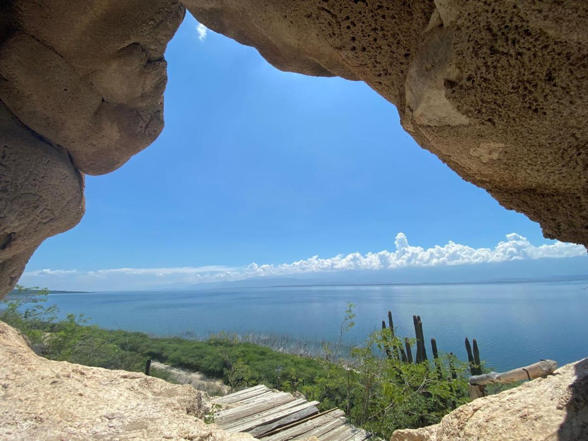 Lago Enriquillo Resort Cerro Al Medio Zewnętrze zdjęcie